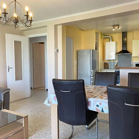T3, Proche Thermes, Parking Privé, Wifi, 2 Chambres, 2* - Fr-1-553-196